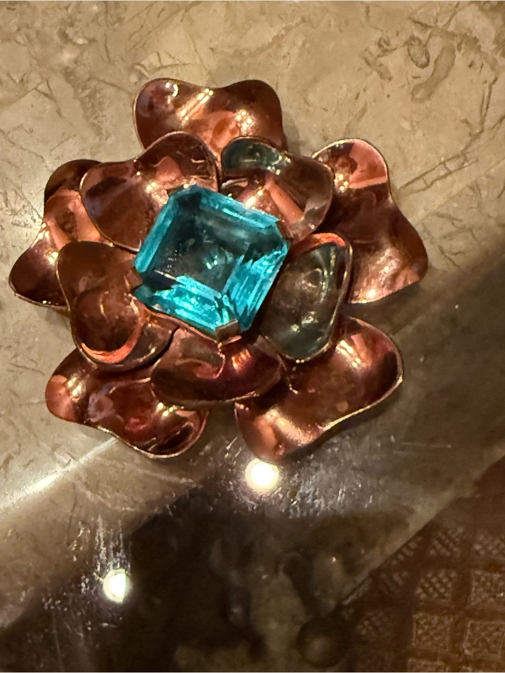Blue square cut loose gemstone one piece, single square shape